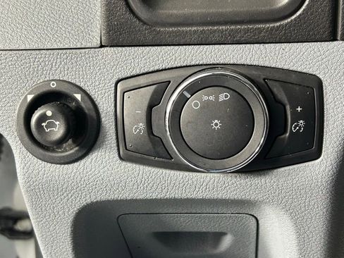 Used 2018 Ford Transit 150 XL image 24