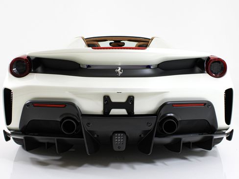 Certified 2020 Ferrari 488 Pista Spider RWD image 4