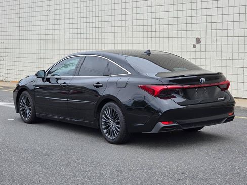 Used 2021 Toyota Avalon XSE FWD image 5