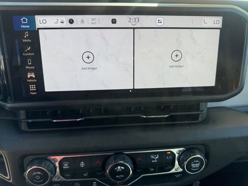 New 2025 Jeep Wrangler Sport S image 28