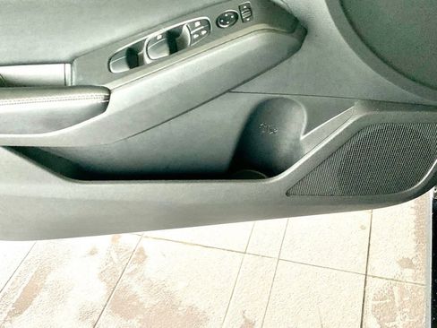 Used 2022 Nissan Altima 2.5 SV FWD image 13