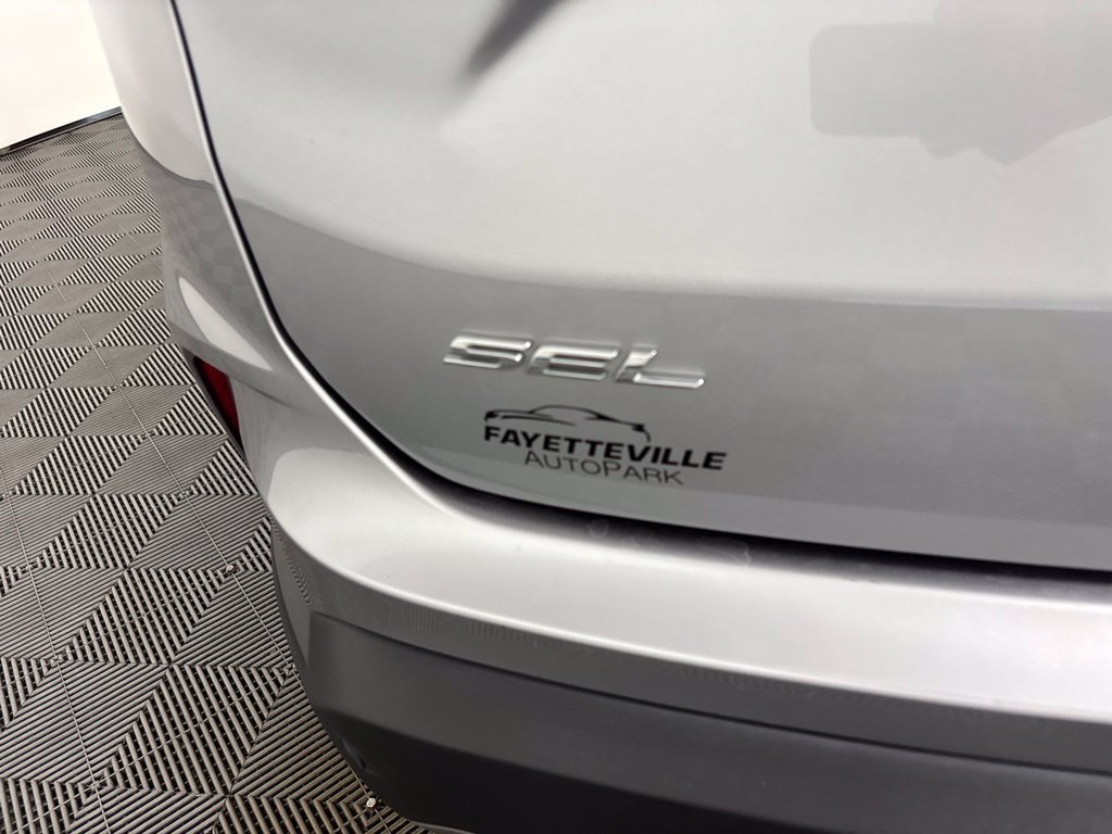 Used 2024 Ford Edge SEL w/ Convenience Package AWD/4WD image 21