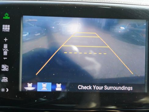 Used 2016 Honda Pilot Touring image 31