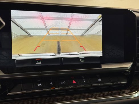 Used 2024 GMC Sierra 1500 Elevation image 37