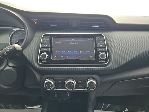 Used 2024 Nissan Kicks S FWD image 20