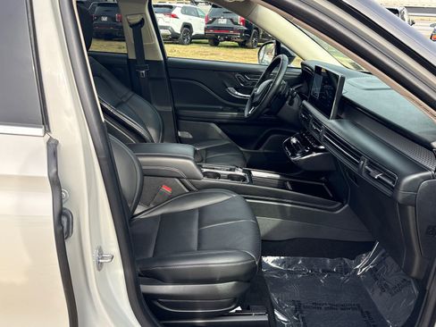 Used 2024 Lincoln Corsair FWD w/ Equipment Group 101A image 16