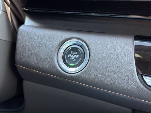 Certified 2023 Cadillac Escalade Premium Luxury w/ Performance Package AWD/4WD image 15