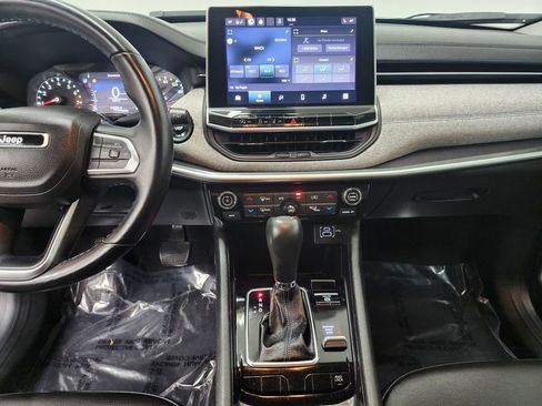 Used 2022 Jeep Compass Latitude w/ Convenience Group image 17