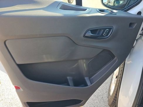 Used 2025 Ford Transit 250 Low Roof w/ Exterior Upgrade Package RWD image 8
