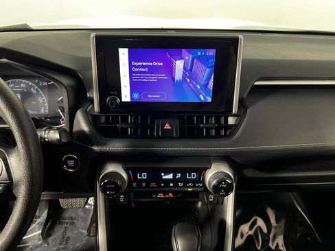 Certified 2025 Toyota RAV4 XLE FWD image 18