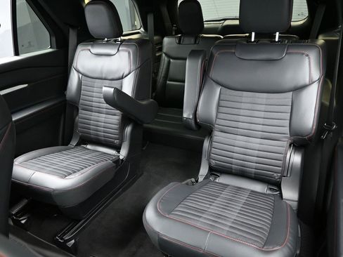 New 2026 Ford Explorer ST-Line w/ ST-Line Street Pack AWD/4WD image 27