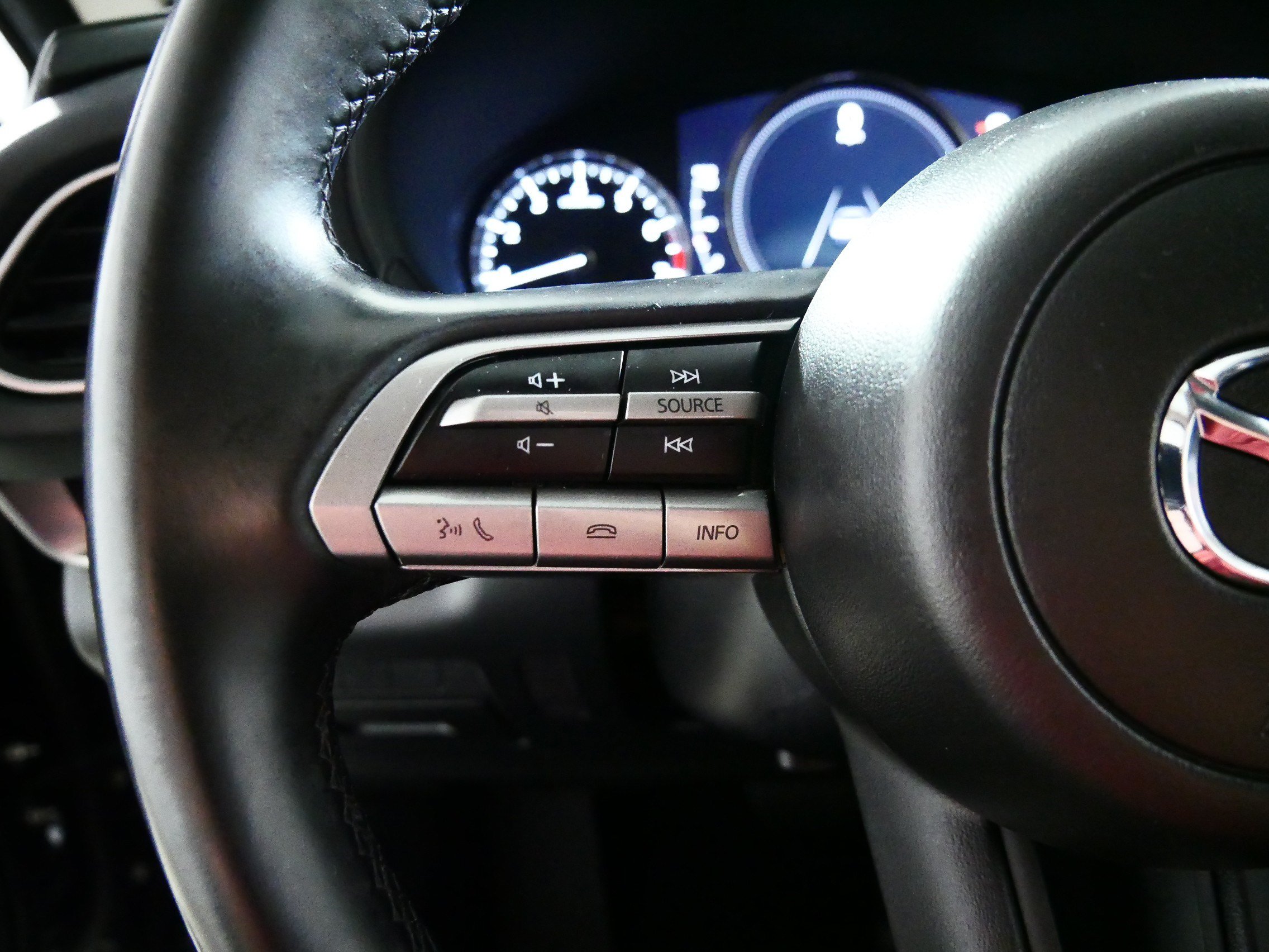 Used 2022 MAZDA CX-30 AWD 2.5 S w/ Select Package image 27