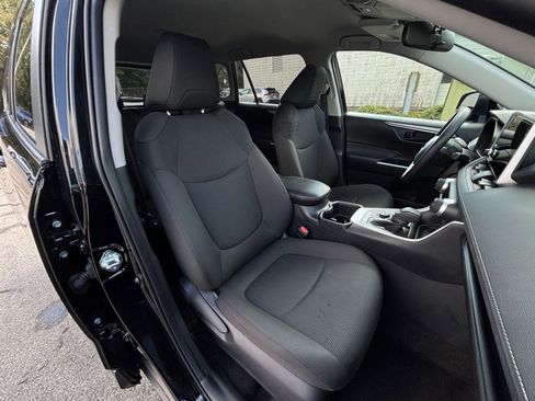 Used 2025 Toyota RAV4 LE image 35