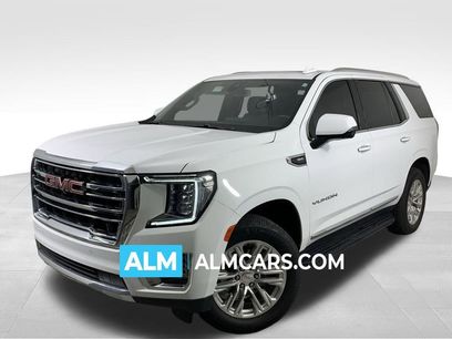 Used 2022 GMC Yukon SLT w/ SLT Premium Package