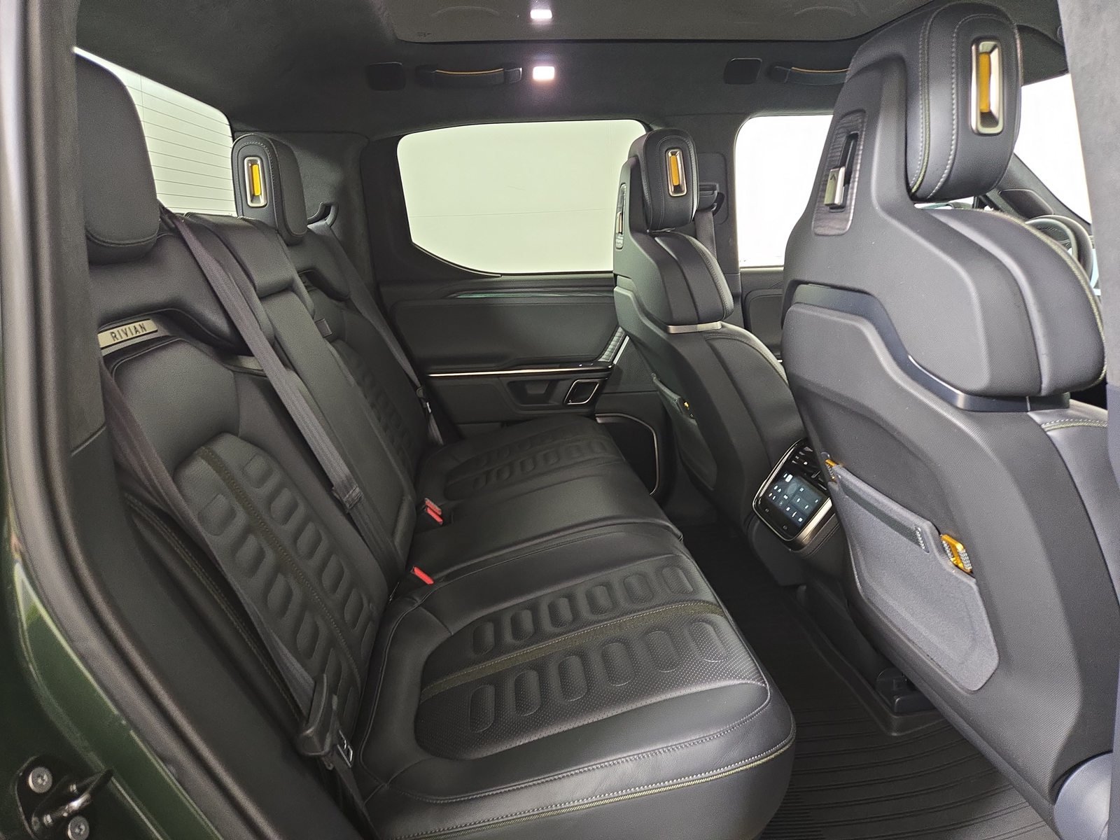 Used 2022 Rivian R1T Adventure AWD/4WD image 22