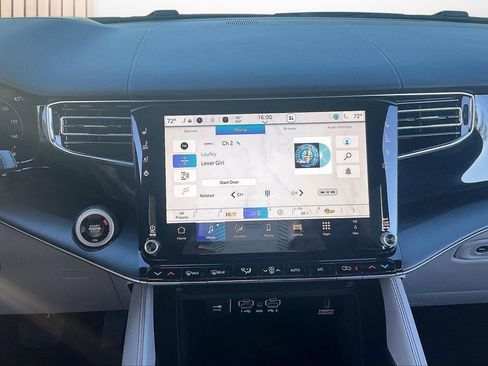 New 2026 Jeep Grand Wagoneer L Summit image 13