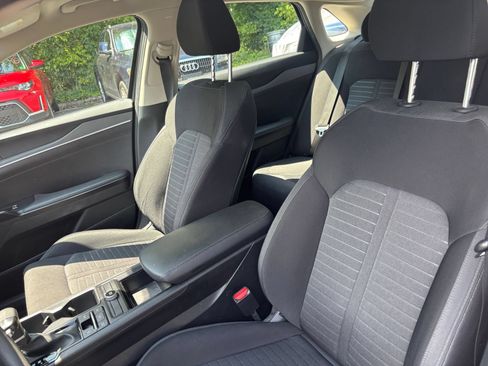 Used 2025 Kia K5 LXS FWD image 27