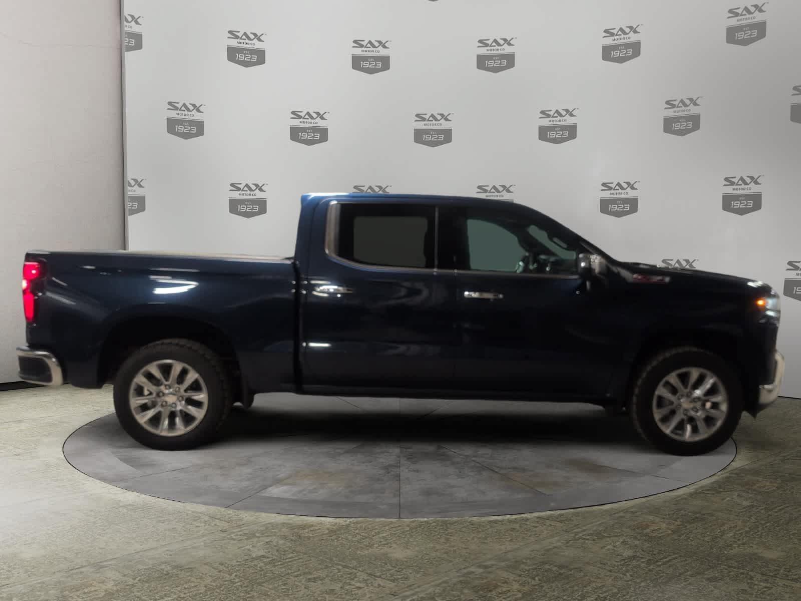 Used 2020 Chevrolet Silverado 1500 LTZ AWD/4WD image 6