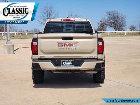 Used 2024 GMC Canyon AT4 image 19
