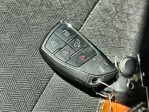 Used 2023 Chevrolet Silverado 1500 LT image 26