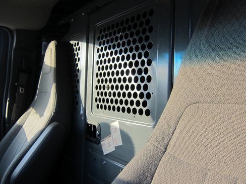 Used 2020 Chevrolet Express 3500 3500 3dr Cargo Van w/ Driver Convenience Package image 9