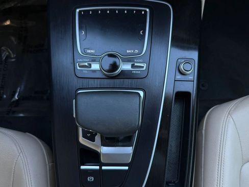 Used 2018 Audi Q5 2.0T Premium Plus w/ Premium Plus Package image 48