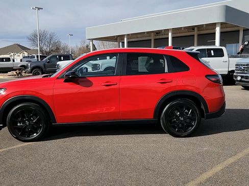 Used 2025 Honda HR-V Sport image 28