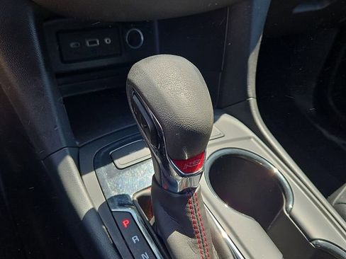Used 2024 Chevrolet Equinox RS AWD/4WD image 11