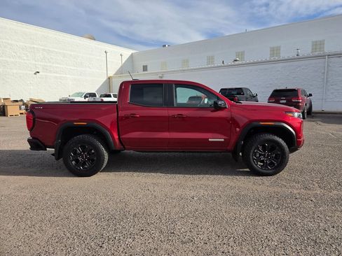 Used 2025 GMC Canyon Elevation w/ Convenience Package AWD/4WD image 4