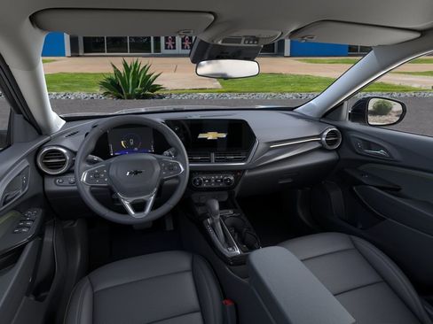 New 2026 Chevrolet Trax ACTIV w/ Driver Confidence Package FWD image 15
