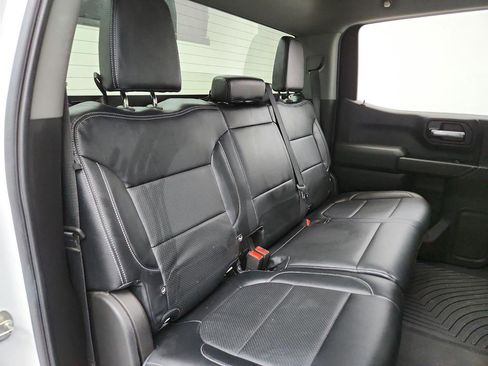 Used 2020 Chevrolet Silverado 1500 Custom Trail Boss w/ Custom Convenience Package AWD/4WD image 26