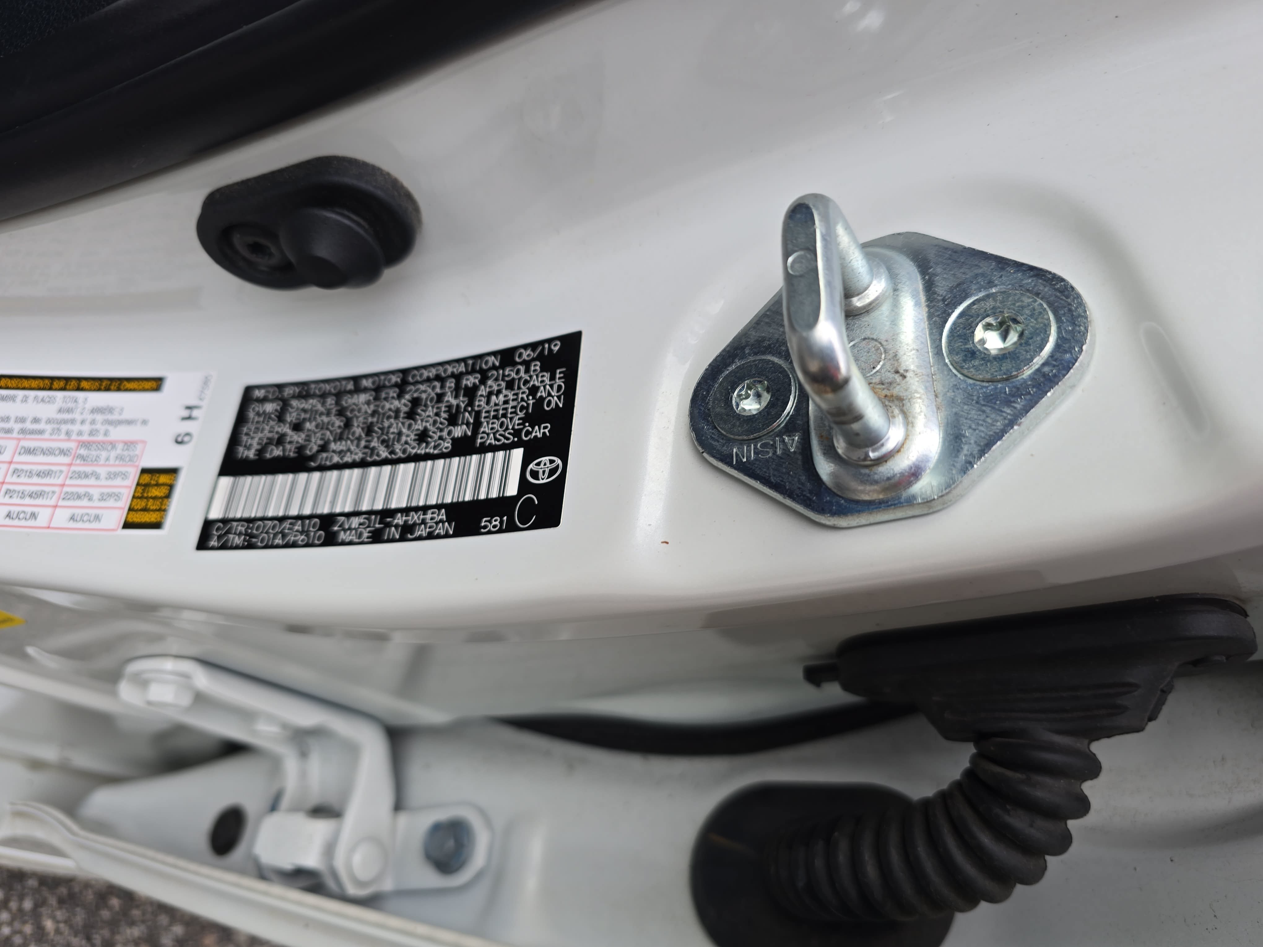 Used 2019 Toyota Prius XLE FWD image 33