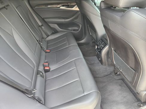Used 2019 BMW X4 xDrive30i AWD/4WD image 32