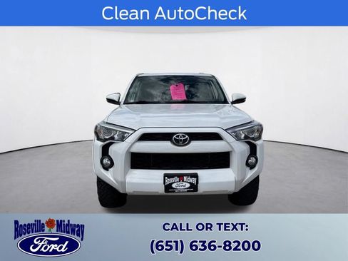 Used 2016 Toyota 4Runner 4WD image 3