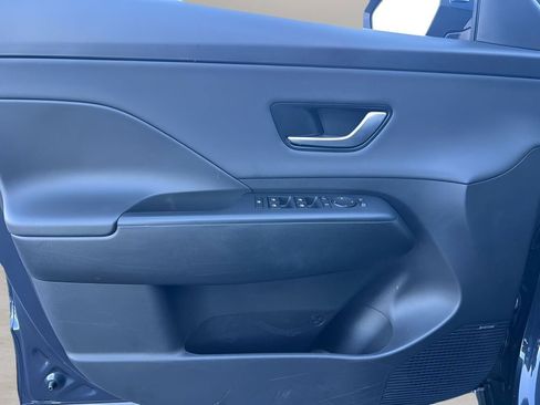 Used 2024 Hyundai Kona Limited image 25