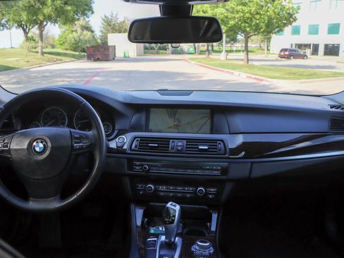 Used 2013 BMW 528i Sedan image 26