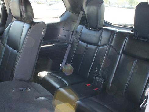 Used 2020 Nissan Pathfinder SL AWD/4WD image 21