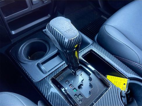 Used 2020 Toyota 4Runner TRD Off-Road Premium image 17