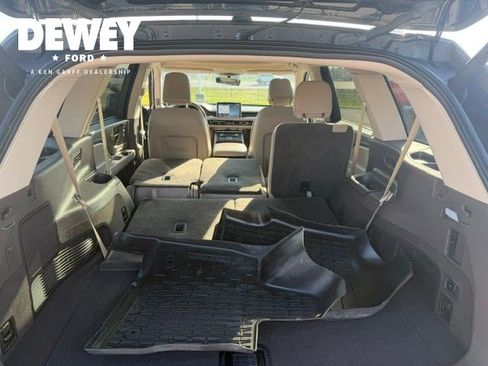 Used 2021 Lincoln Aviator Reserve w/ Equipment Group 201A AWD/4WD image 34