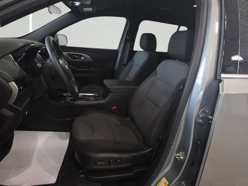 Used 2023 Chevrolet Traverse LT AWD/4WD image 12
