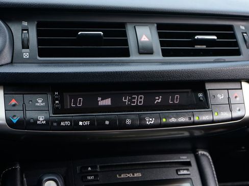 Used 2016 Lexus CT 200h w/ Accessory Package 2 FWD image 26