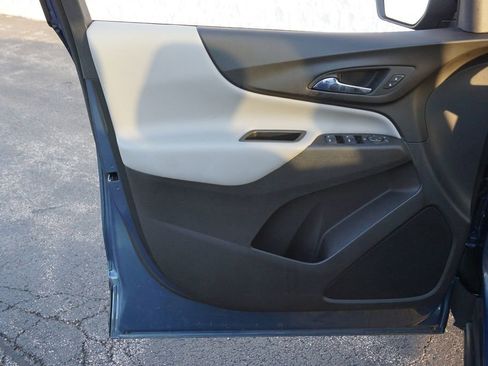 Used 2024 Chevrolet Equinox LS w/ LS Convenience Package FWD image 22