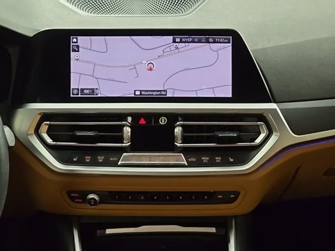 Used 2021 BMW 330i xDrive Sedan w/ Convenience Package image 19