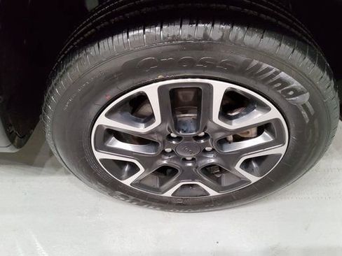 Used 2021 Jeep Compass Trailhawk image 38