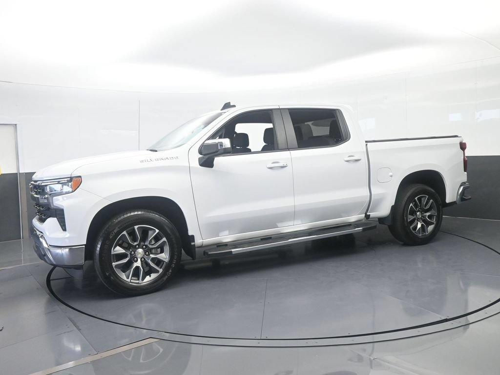 Used 2023 Chevrolet Silverado 1500 LT RWD image 2