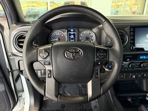 Used 2023 Toyota Tacoma TRD Off-Road image 20