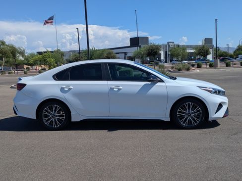 Used 2022 Kia Forte GT-Line FWD image 6