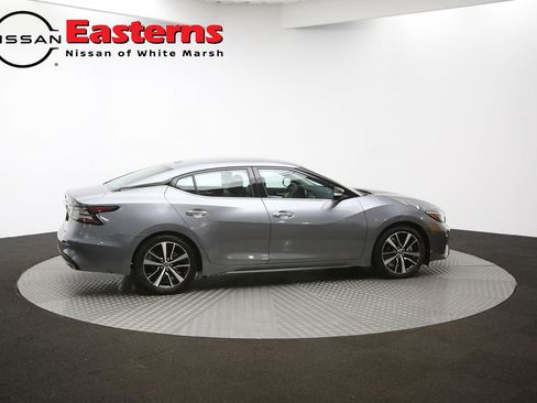 Used 2023 Nissan Maxima SV w/ Floor Mat Group image 42
