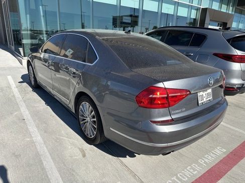 Used 2016 Volkswagen Passat 1.8T SE image 10