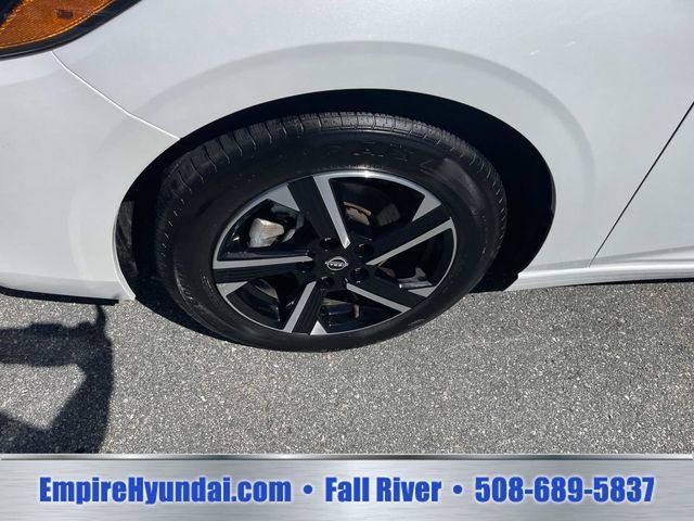Used 2024 Nissan Sentra SV FWD image 12
